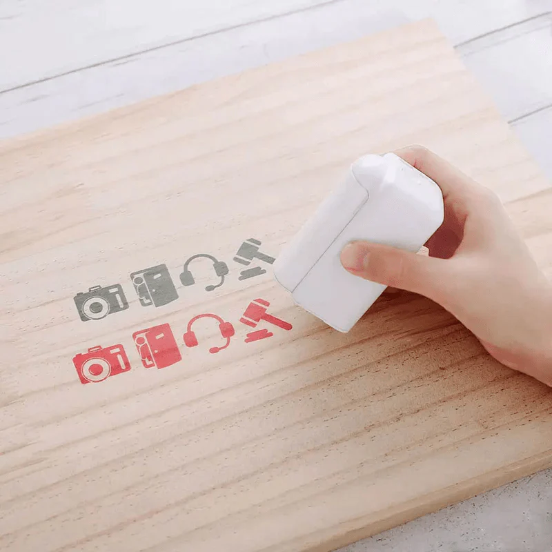 Evebot PrintPods - Handheld printer for printing on paper, wood and other absorbent surfaces - Image 3