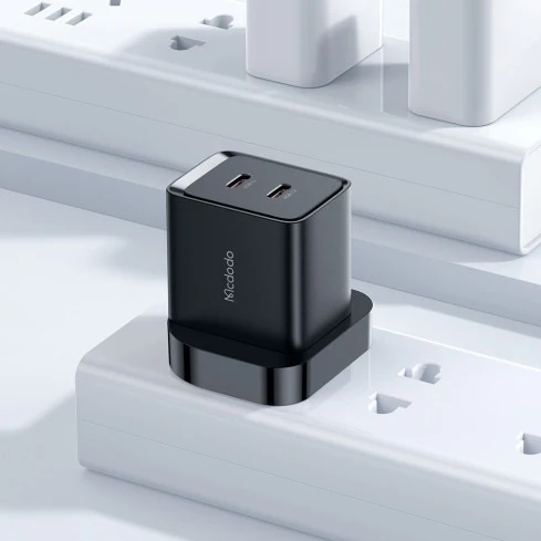 Mcdodo CH-248 Lithium Series 40W Dual Type C PD Fast Charger (UK Plug) - Image 4