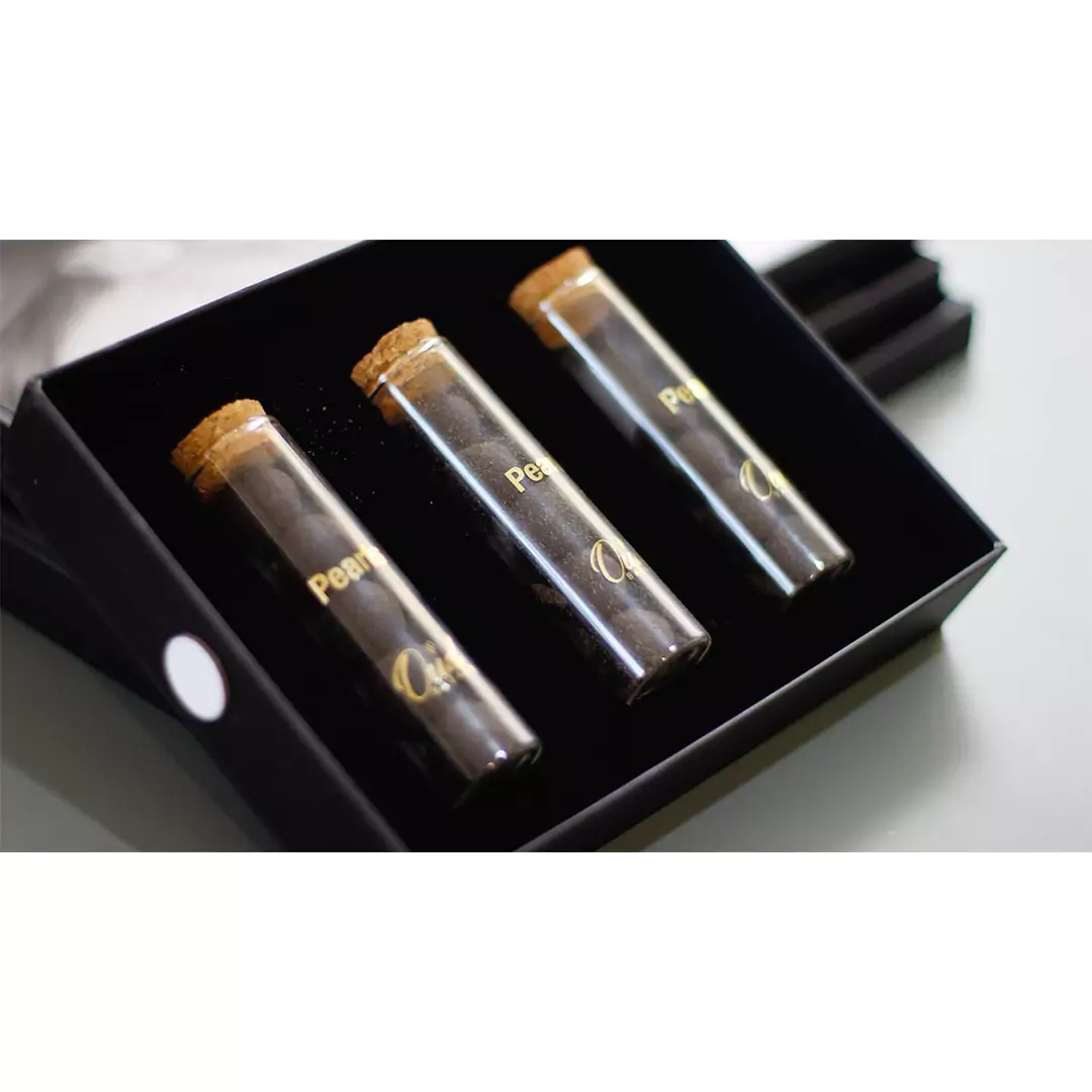 Oud Bazaar Pearls – Luxurious Oriental Fragrance with Mandarin, Black Pepper, and Saffron - Image 3