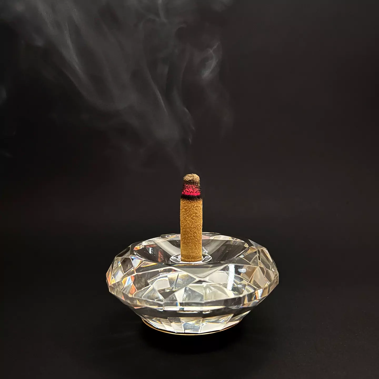 Oud Mafnood Sticks – Luxury Oud Fragrance with Crystal Holder - Image 3